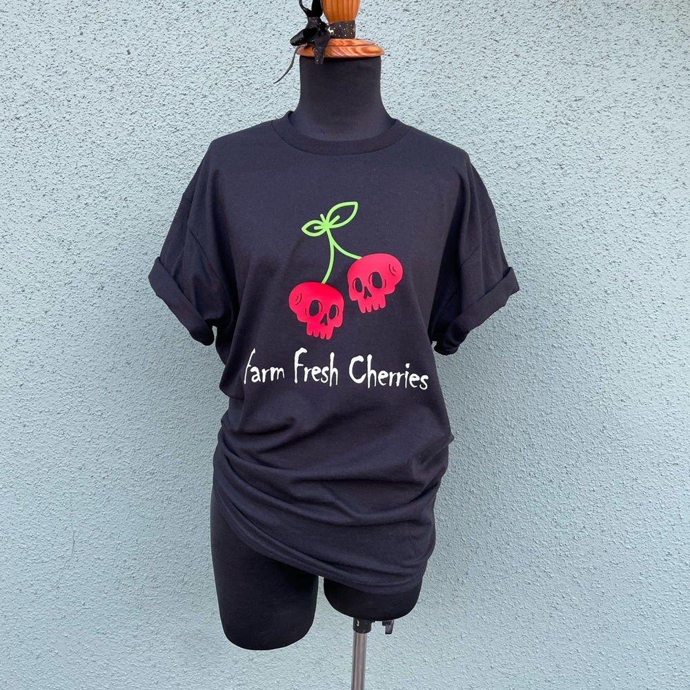 Farm Fresh Cherries ๐- Just In - Picture 4 of 4